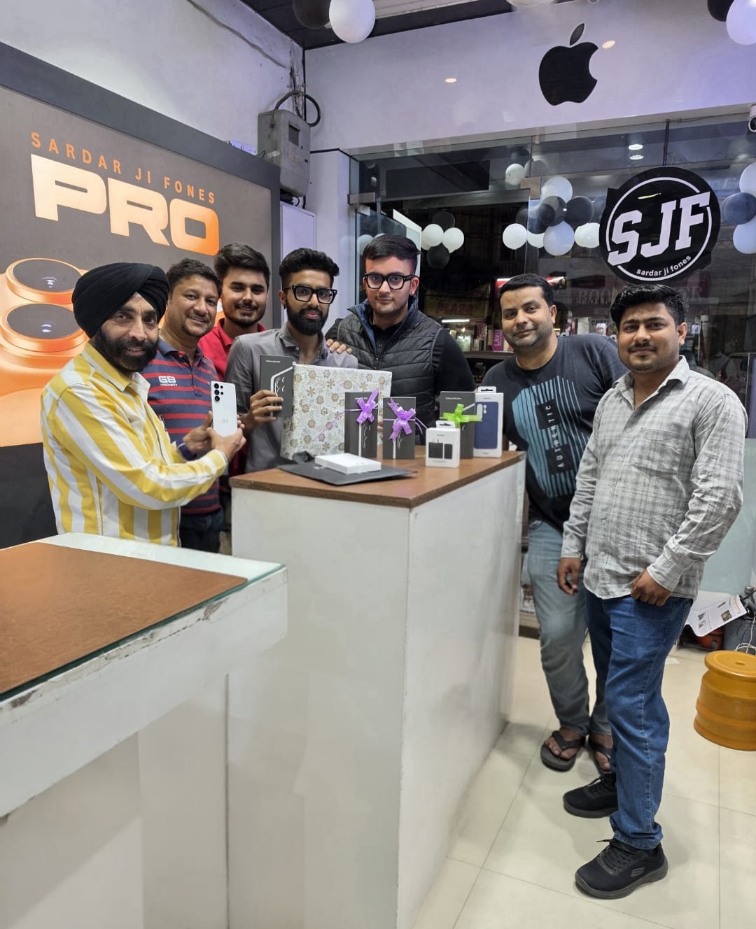 सरदार जी फोंस पर गैलेक्सी एस26 सीरीज की बिक्री हुई आरंभ - उपभोक्ताओं में दिखा उत्साह 