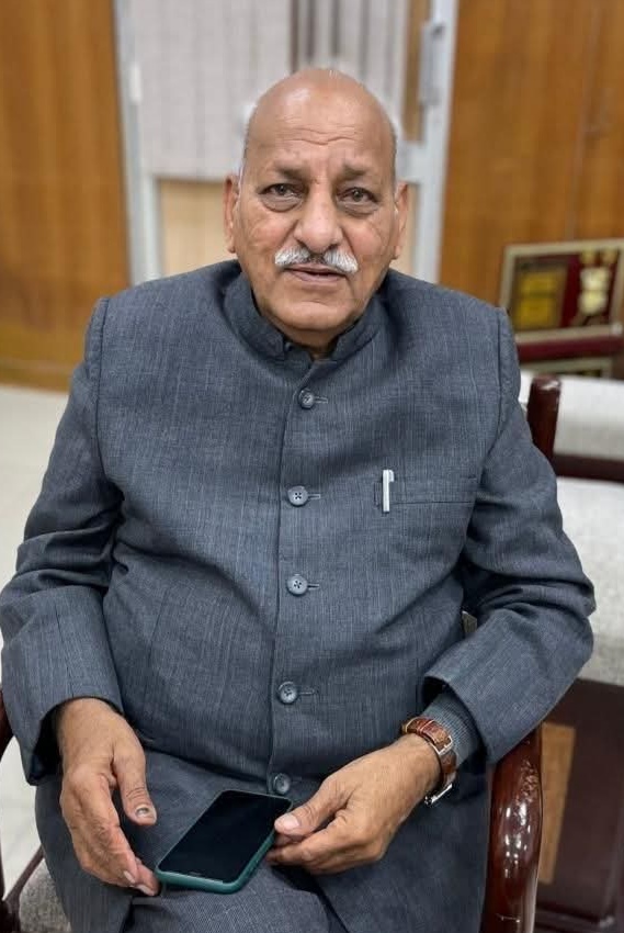 सीबीआई जांच में फंसे कैंट बोर्ड मनोनीत सदस्य डॉ सतीश की सदस्यता समाप्त होगी - बोले बोर्ड अध्यक्ष