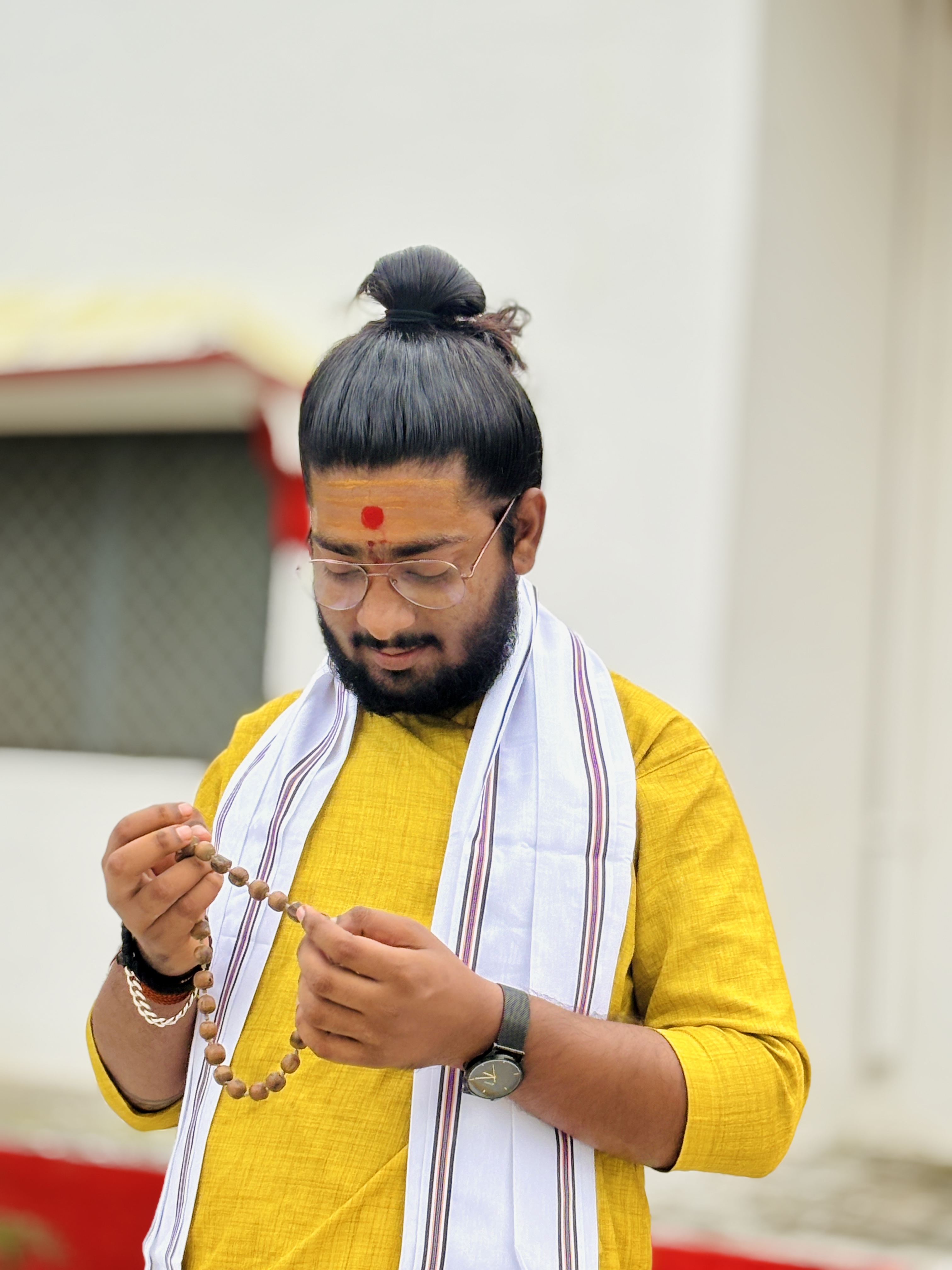 नवरात्रि हवन कन्या पूजन पारण और अन्य मुहूर्त और सनातन धर्म से जुड़ी जानकारी के लिए नीचे 👇👇 आप आचार्य जी को फॉलो करें शेयर करे 🙏🕉️