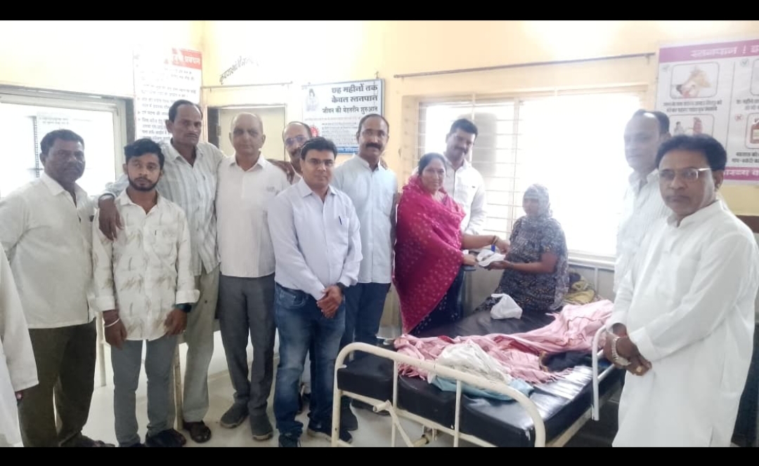 आयरन लेडी स्व इंदिरा गांधी जी के शहीद दिवस एवं लोह पुरुष सरदार वल्लभ भाई पटेल जी के जयंती पर दोनों महान नेताओं को श्रद्धांजलि दी।