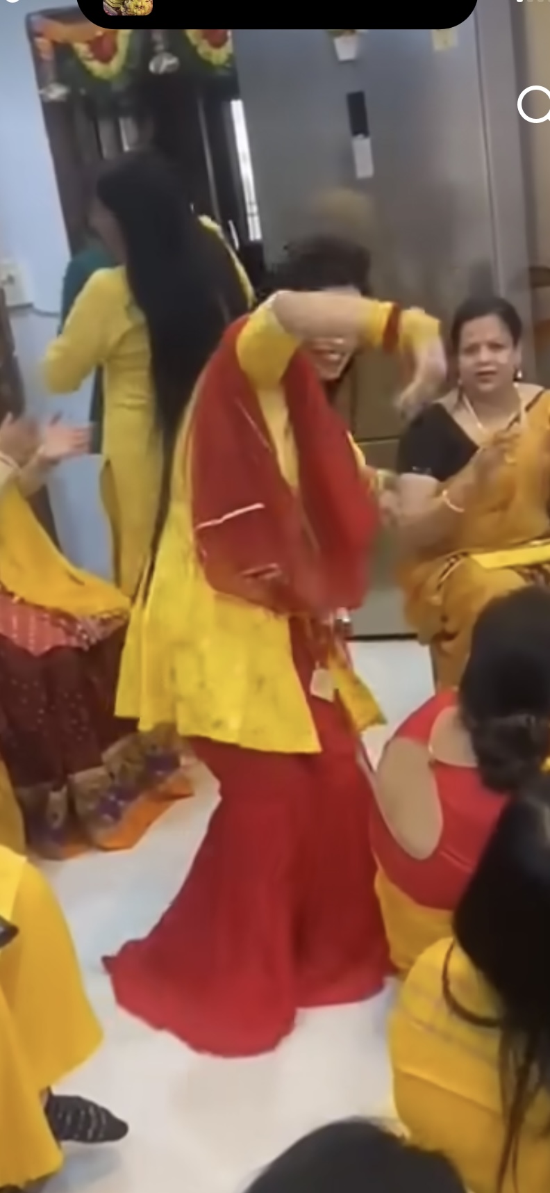 आज कल भक्ति को बनाया गया मजाक एंजॉय 🤔🤦🏻